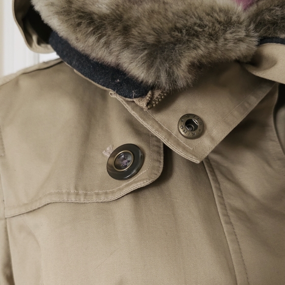 London Fog 3 season trench coat, size Medium. - Picture 6 of 15